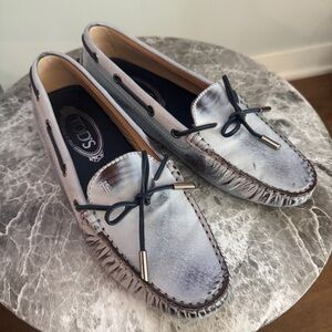Tod's Leather Gommino Loafers